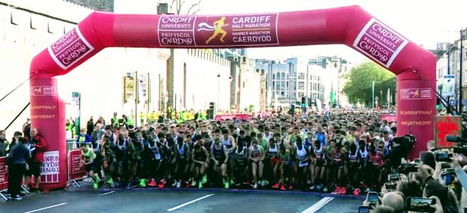 2019 Cardiff Half Marathon start line